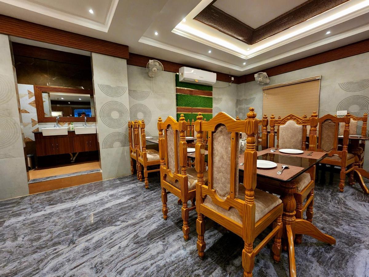 Hotel Narendra Plaza Balasore Eksteriør bilde