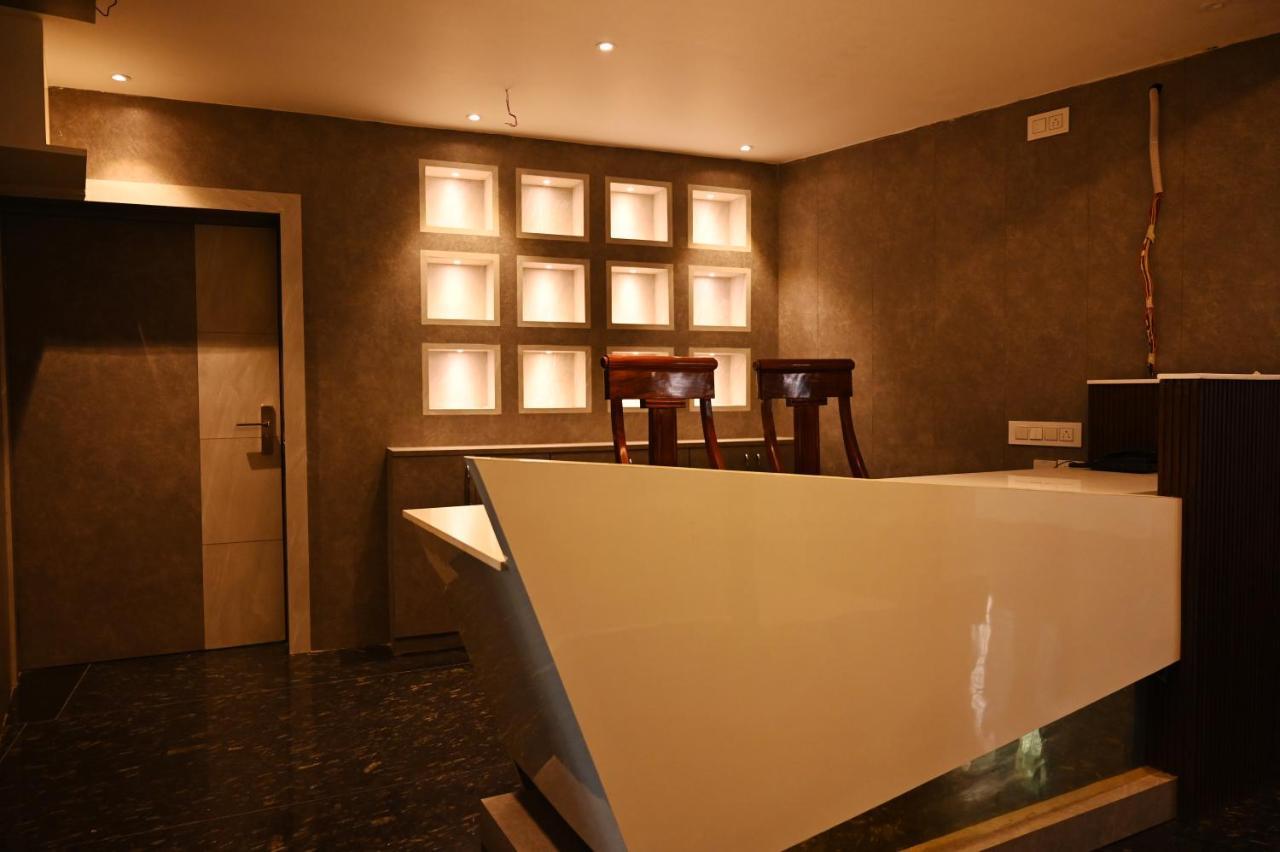 Hotel Narendra Plaza Balasore Eksteriør bilde