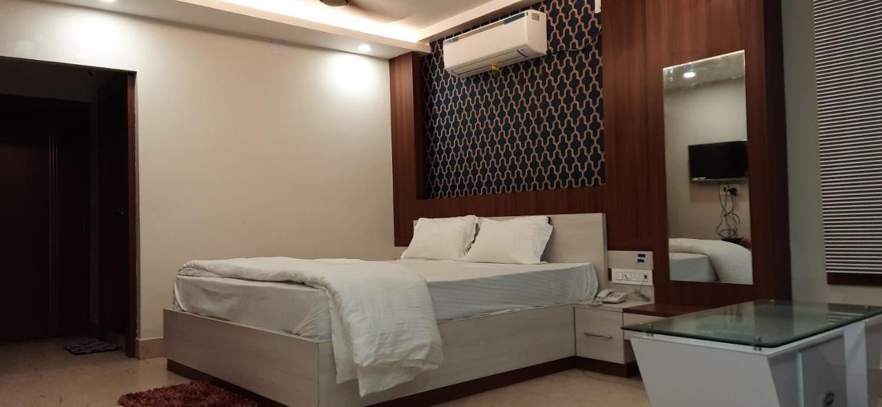 Hotel Narendra Plaza Balasore Eksteriør bilde