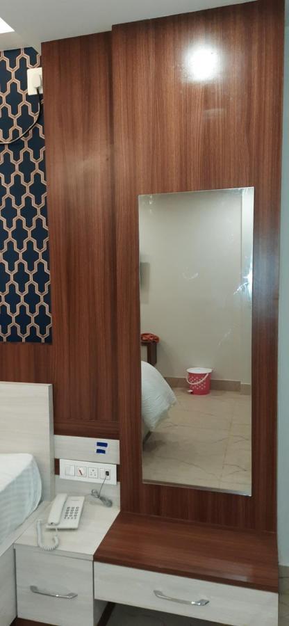 Hotel Narendra Plaza Balasore Eksteriør bilde
